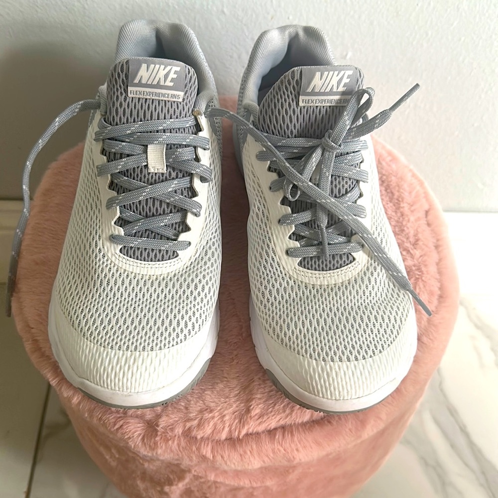 Nike Flex Expérience RN5 shoes
